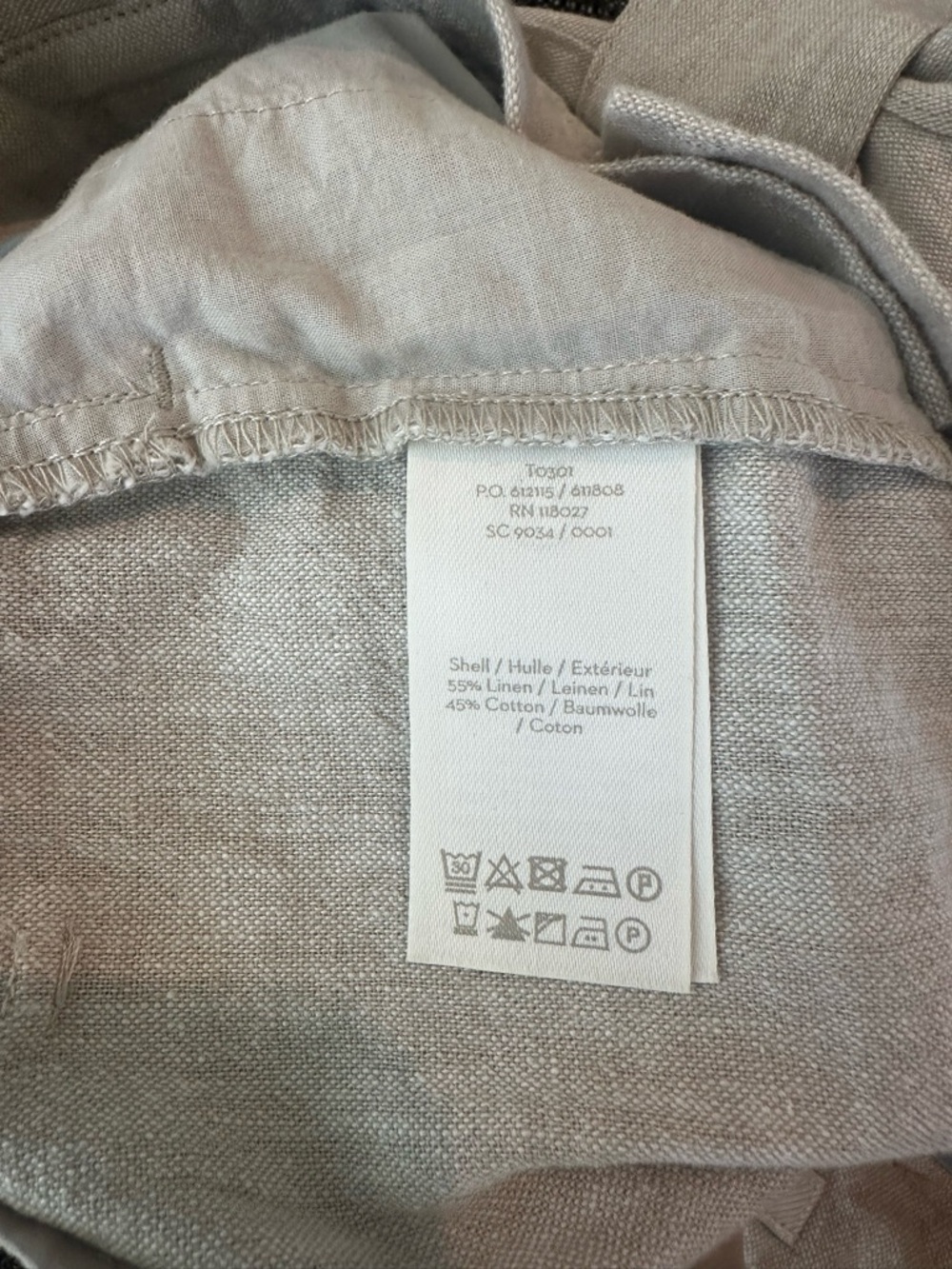 Boden High-Waist Paperbag Linen Shorts in Light Beige - Picture 4 of 4